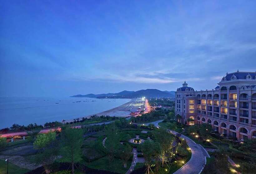Fotos del hotel Hilton Dalian Golden Pebble Beach Resort:  4