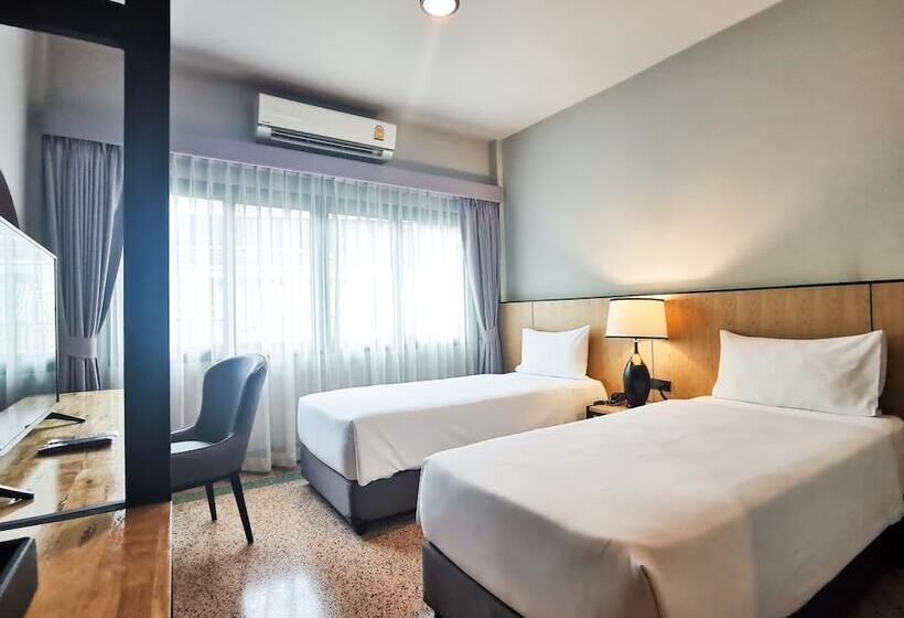 Fotos del hotel W22 By Burasari:  12