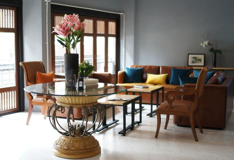 Fotos del hotel W22 By Burasari:  21