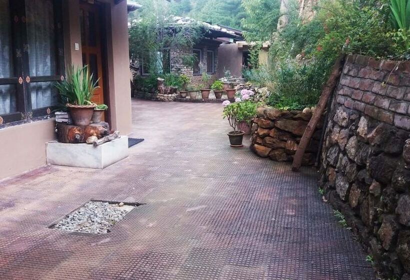 Fotos del hotel Jambayang Resort:  6