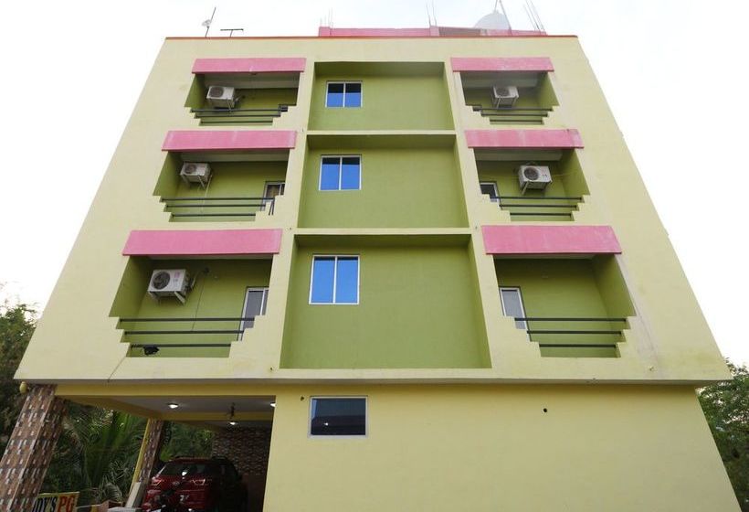 Oyo 15197 Reddy S International