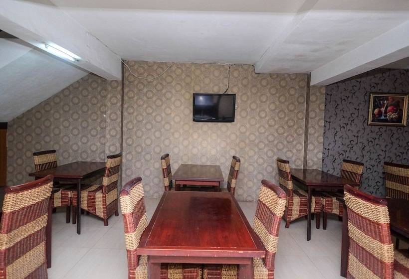 Fotos del hotel Reddoorz Plus @ Grand Populer:  2