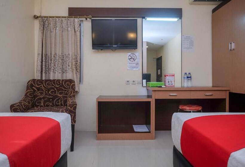 Fotos del hotel Reddoorz Plus @ Grand Populer:  17