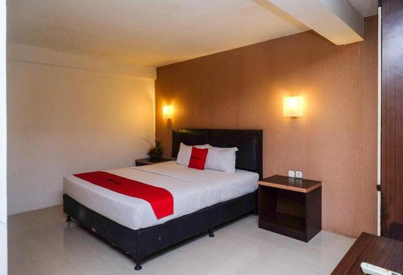Fotos del hotel Reddoorz Plus @ Grand Populer:  14