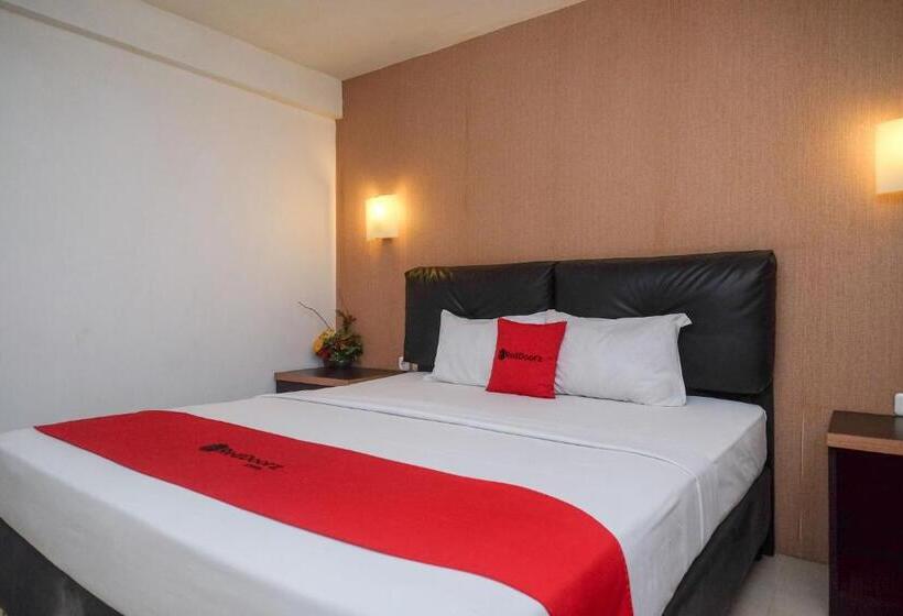 Fotos del hotel Reddoorz Plus @ Grand Populer:  15