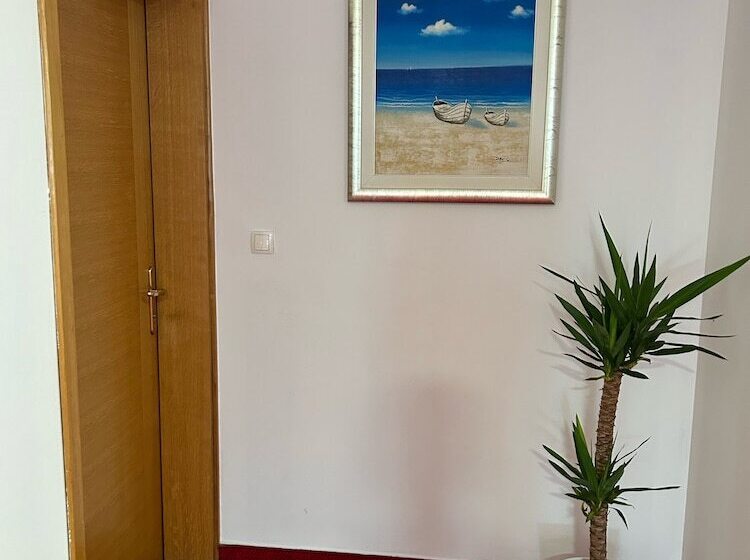 Fotos del hotel Rooms Elez:  24