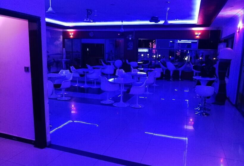 Fotos del hotel Golden Zambezi Lodge:  16