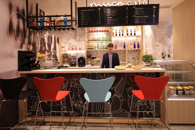 Fotos del hotel Ibis Shanghai Changshou:  6