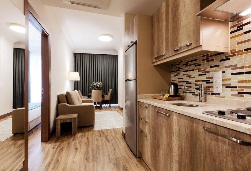 Fotos del hotel Mari Suites:  11