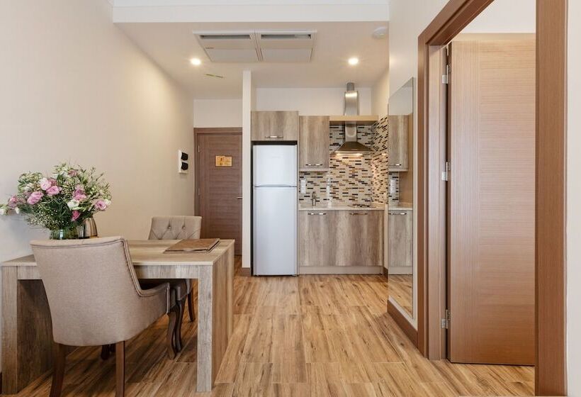 Fotos del hotel Mari Suites:  13