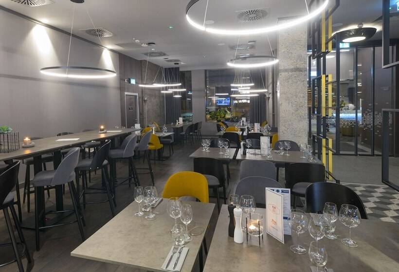 Fotos del hotel Hampton By Hilton Poznan Old Town:  19