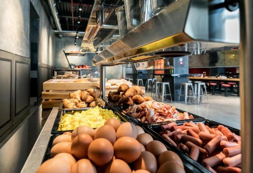 Fotos del hotel J24  Milano:  11