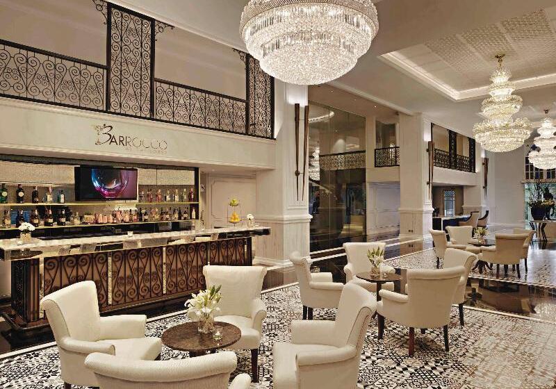 Fotos del hotel Mövenpick Myth  Patong Phuket:  8