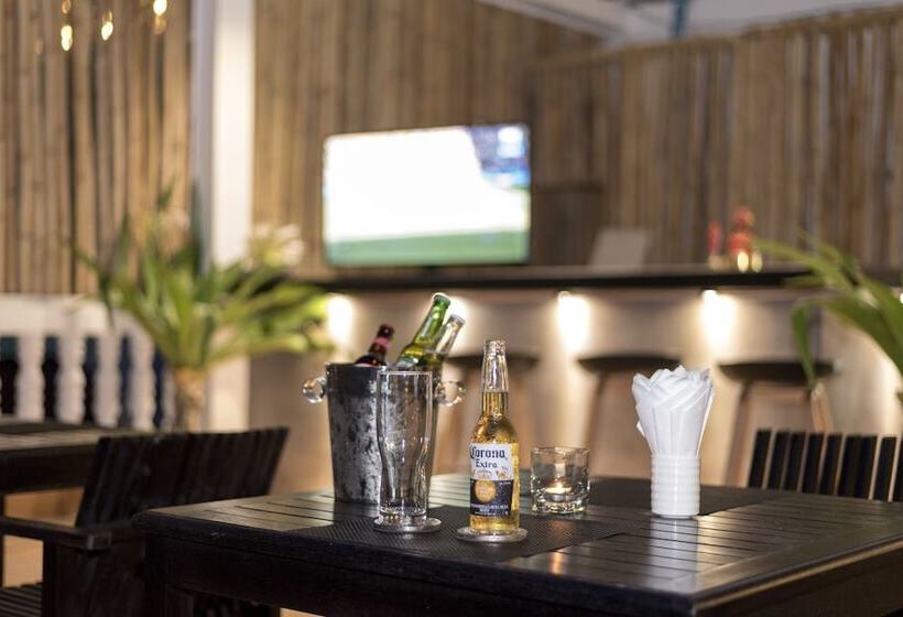 Fotos del hotel De L Homme:  11