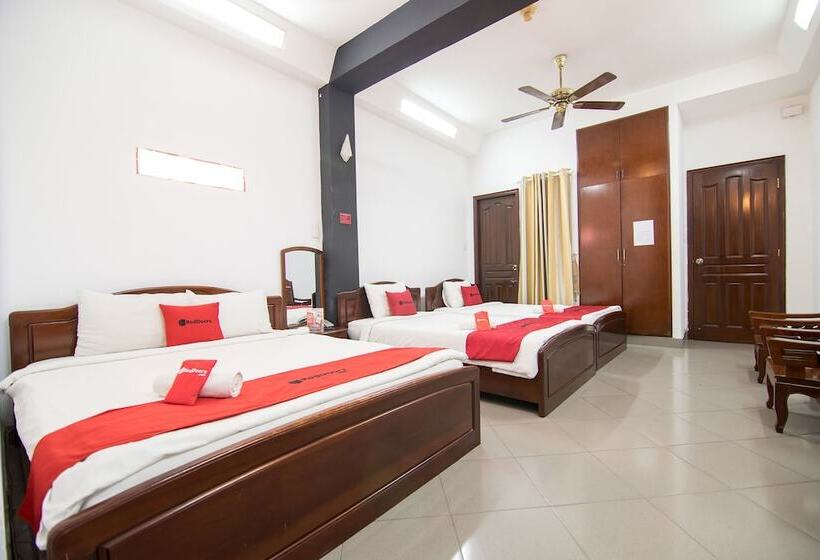 Fotos del hotel Reddoorz Plus Near Tan Dinh Market:  2