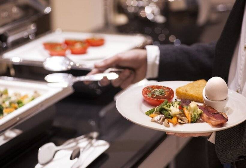 Fotos del hotel Ramada Hotel & Suites By Wyndham Yerevan:  24