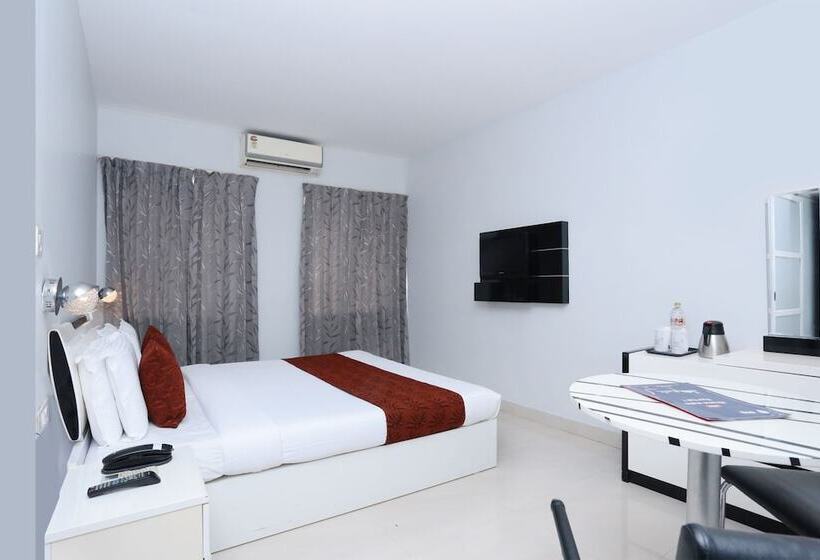Fotos del hotel Vaccinated Staff - Capital O 10611 Hotel Malabar Illam:  15
