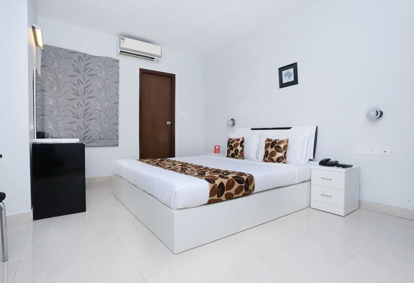 Fotos del hotel Vaccinated Staff - Capital O 10611 Hotel Malabar Illam:  18