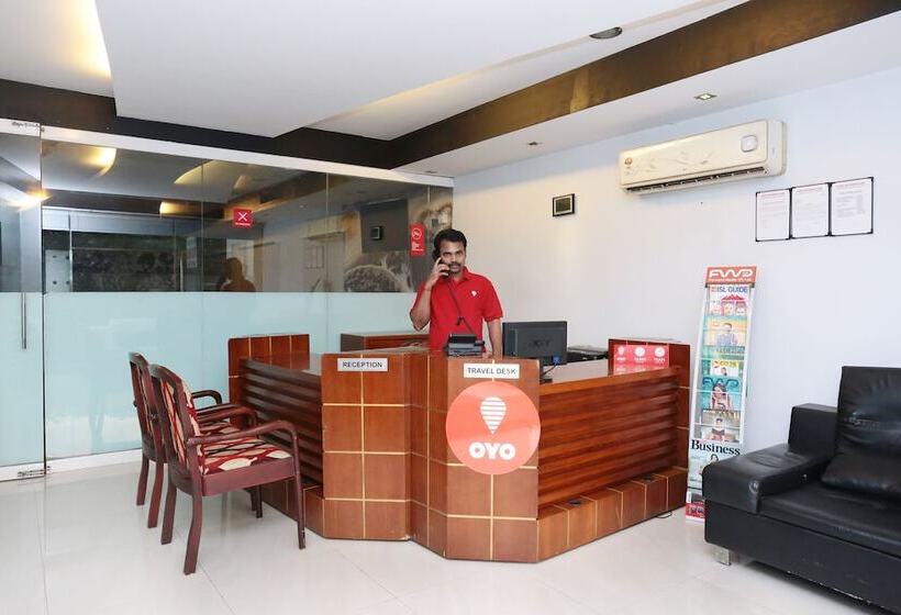 Fotos del hotel Vaccinated Staff - Capital O 10611 Hotel Malabar Illam:  21