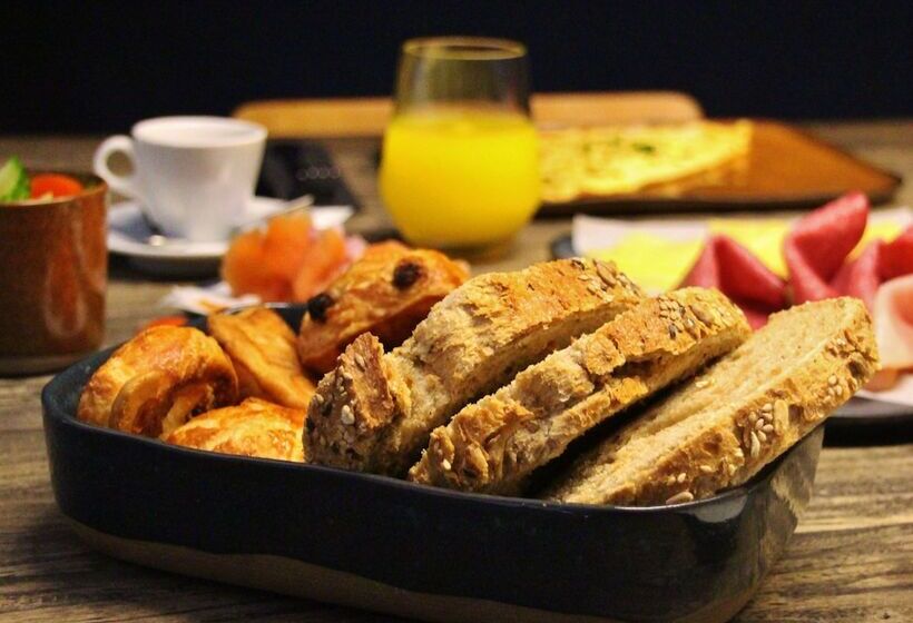 Fotos del hotel The Match:  15