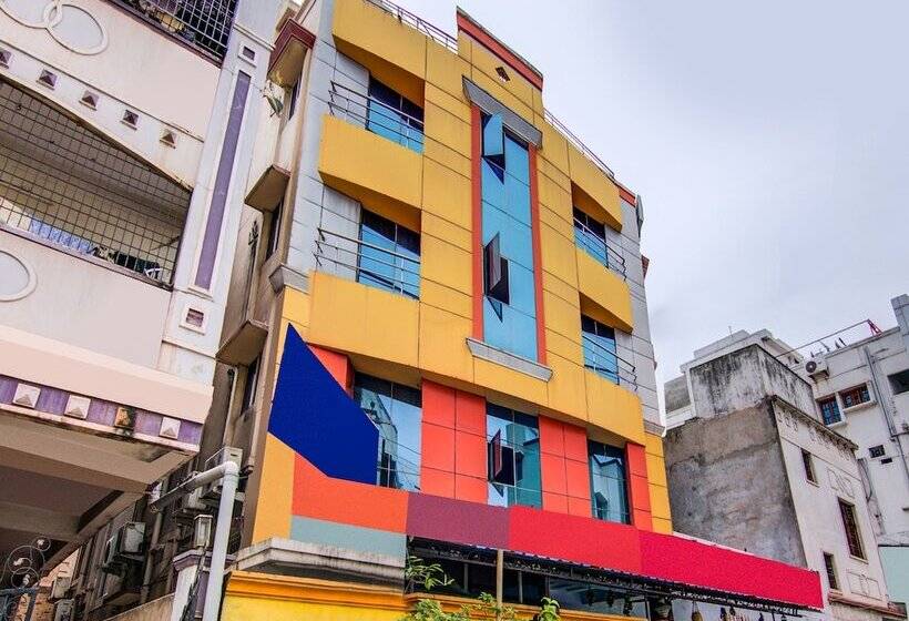 Fotos del hotel Oyo 14910 Sri Ganesh Swathi Residency:  4