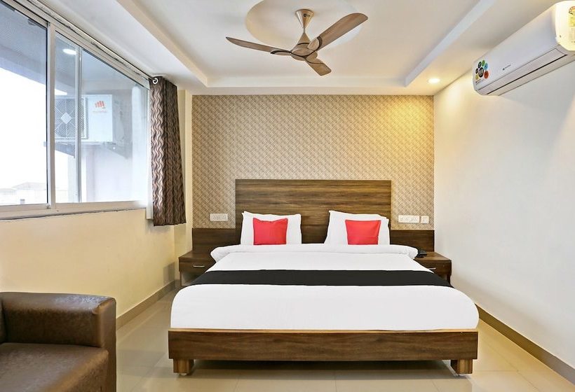 Fotos del hotel Capital O 15079 Navvada Regency:  10