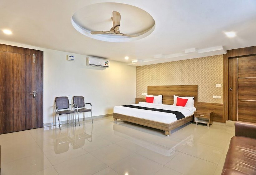 Fotos del hotel Capital O 15079 Navvada Regency:  14