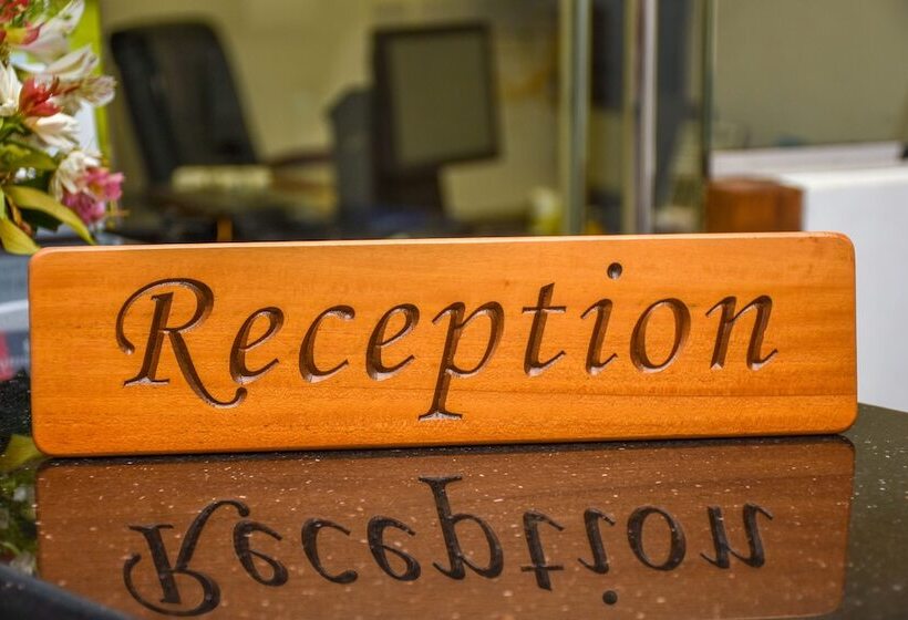 Fotos del hotel Asian Grand:  6