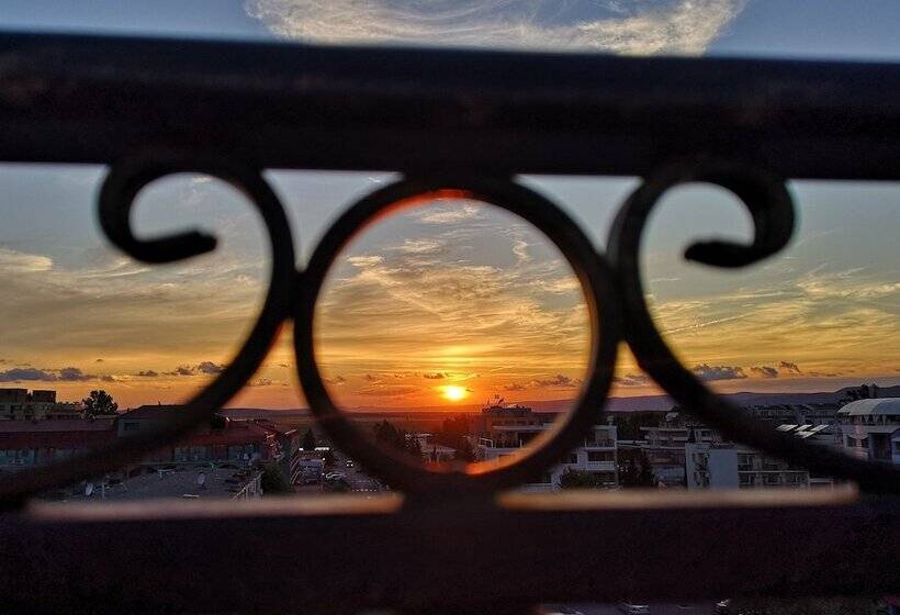 Fotos del hotel Empera:  12