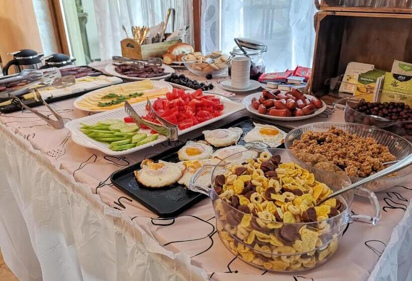 Fotos del hotel Empera:  3