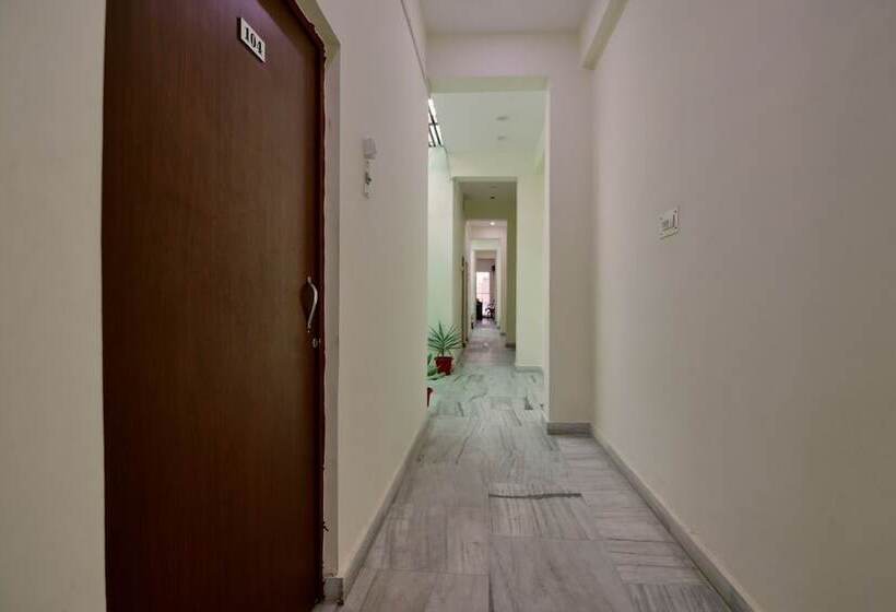 Fotos del hotel Oyo 12193 Sandhya:  22