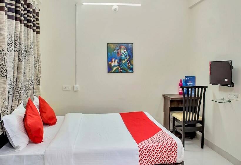 Fotos del hotel Oyo 12042 Green Olives Apartments:  14