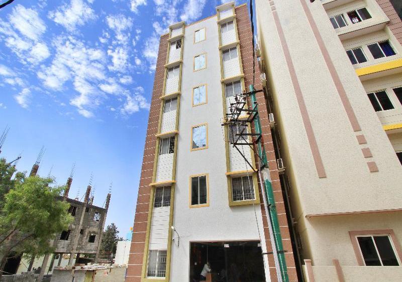 Fotos del hotel Oyo 11730 Maruthi Global:  6