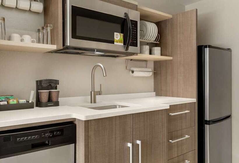 Fotos del hotel Home2 Suites By Hilton Chicago River North:  8