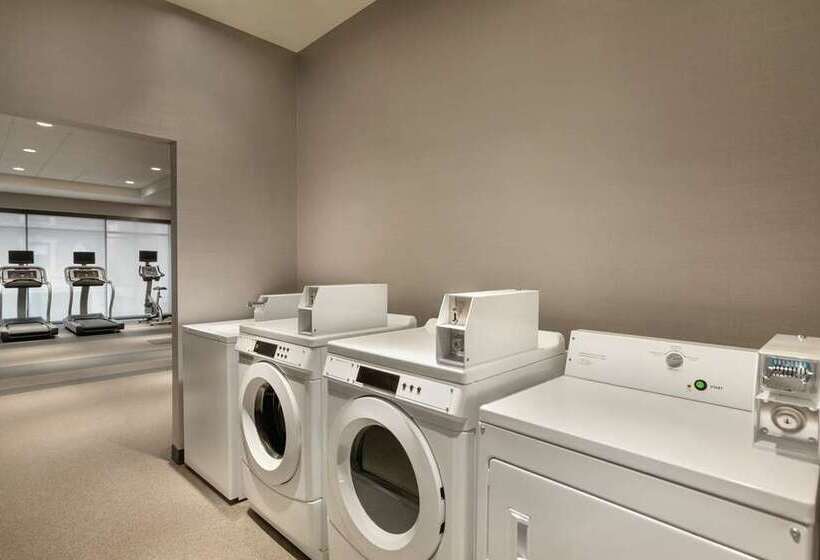 Fotos del hotel Home2 Suites By Hilton Chicago River North:  24