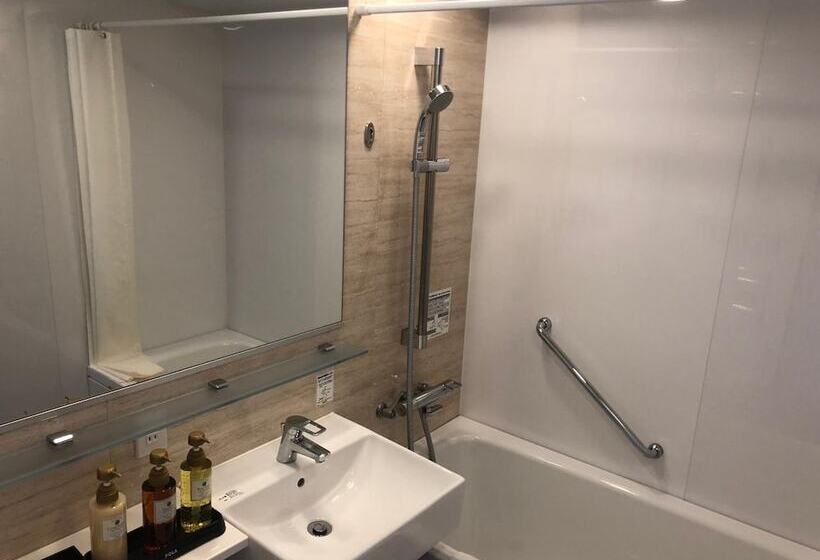 Fotos del hotel Kobe Luminous  Sannomiya:  9