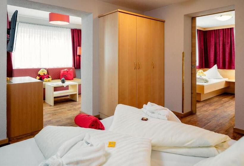 Fotos del hotel Laderhof:  24