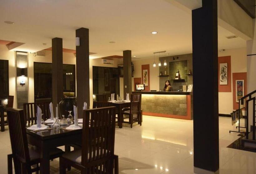 Fotos del hotel Puri Chorus Boutique:  14