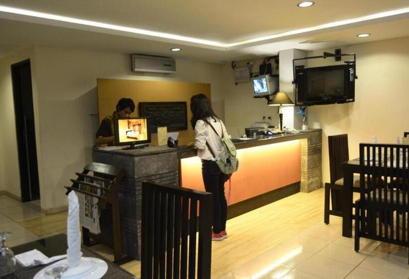 Fotos del hotel Puri Chorus Boutique:  15