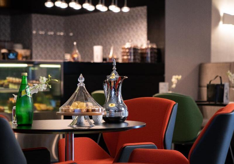 Fotos del hotel Novotel Sharjah Expo Centre:  13