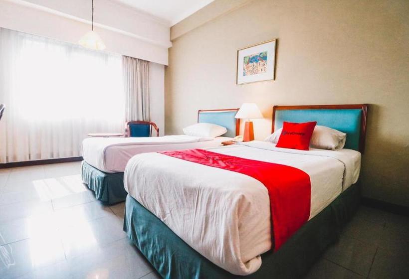 Fotos del hotel The Paragon Hotel By Reddoorz:  21