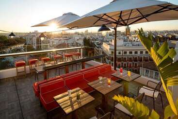 H10 Puerta de Alcalá - Madrid