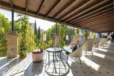Seda Club Hotel   Small Luxury Hotels - Granada