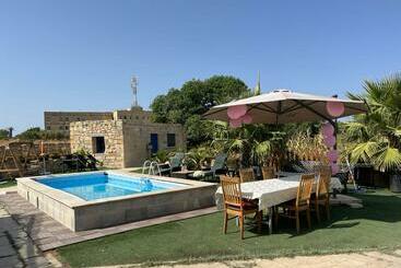 The Cottage - Luqa