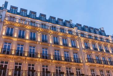 Maison Albar   Le Pont Neuf - París