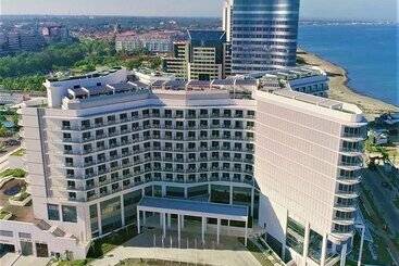 Gran Muthu Habana Tower - Havana