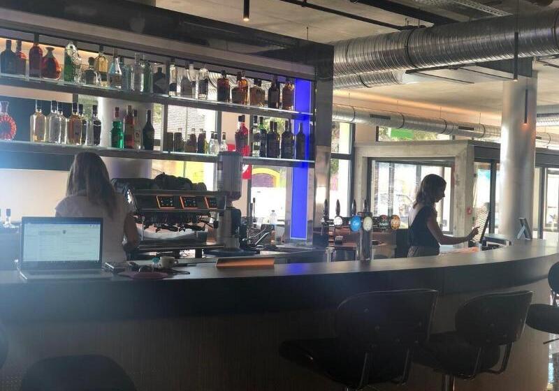 Fotos del hotel Ibis Styles Ajaccio Napoleon:  6