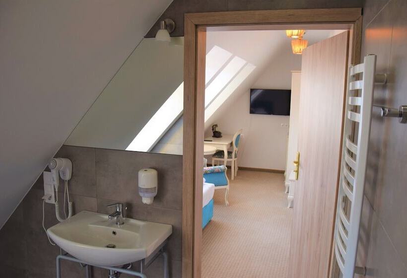 Fotos del hotel Paryski Art & Business:  16