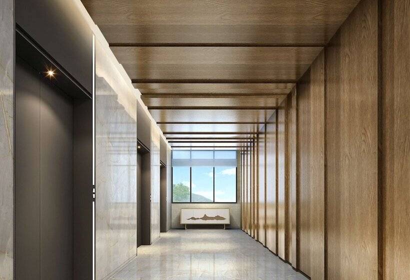 Hilton Garden Inn Nujiang