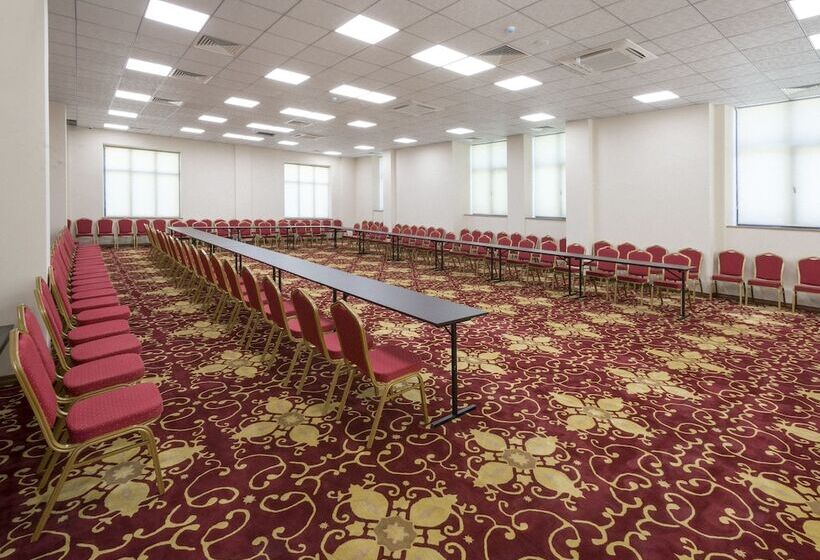 Fotos del hotel Ani Grand Hotel Yerevan:  2